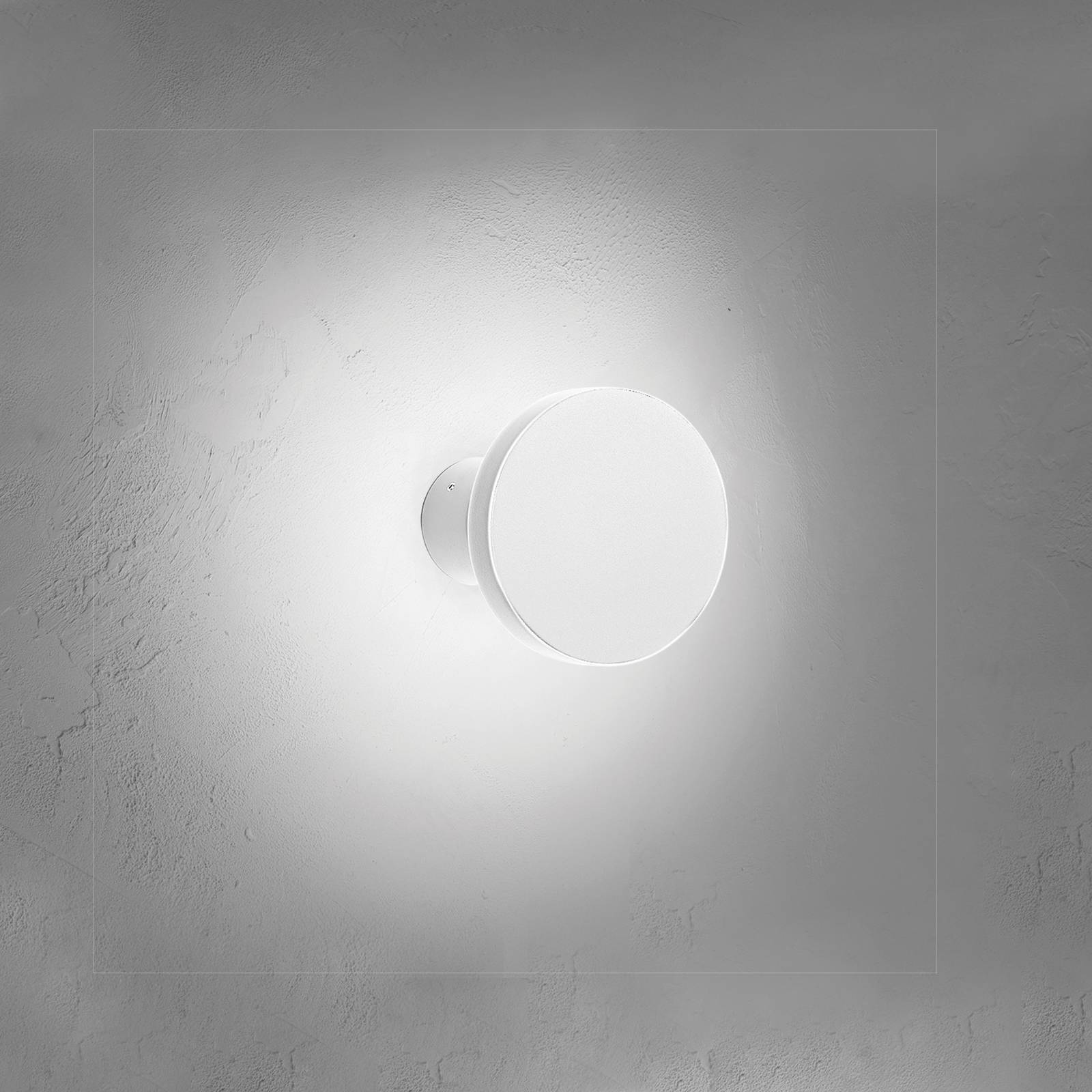 Pin Wall & Ceiling image 3