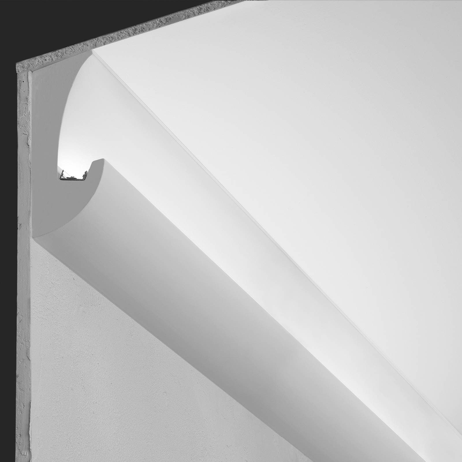 Profili in gesso image 8