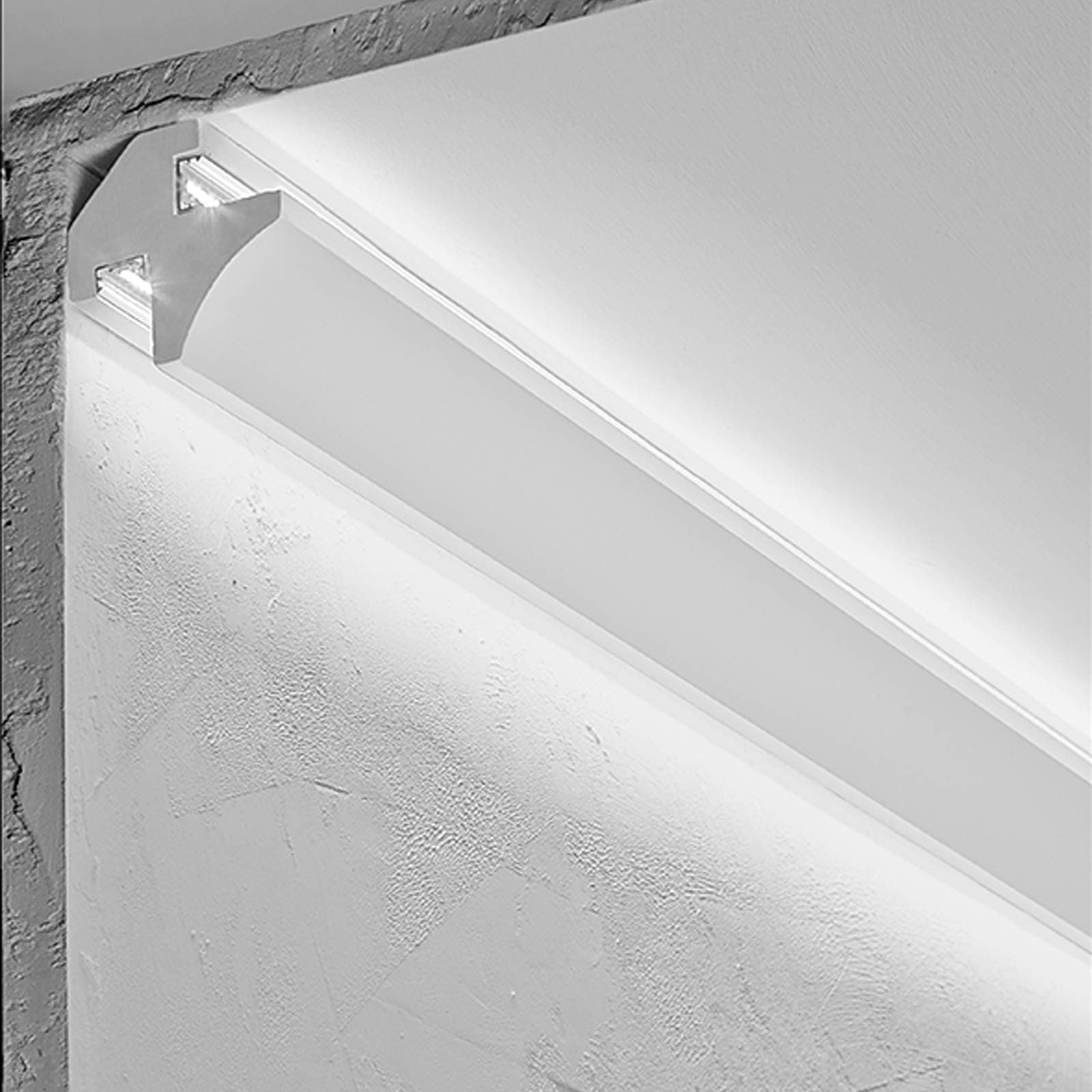 Profili in gesso image 15
