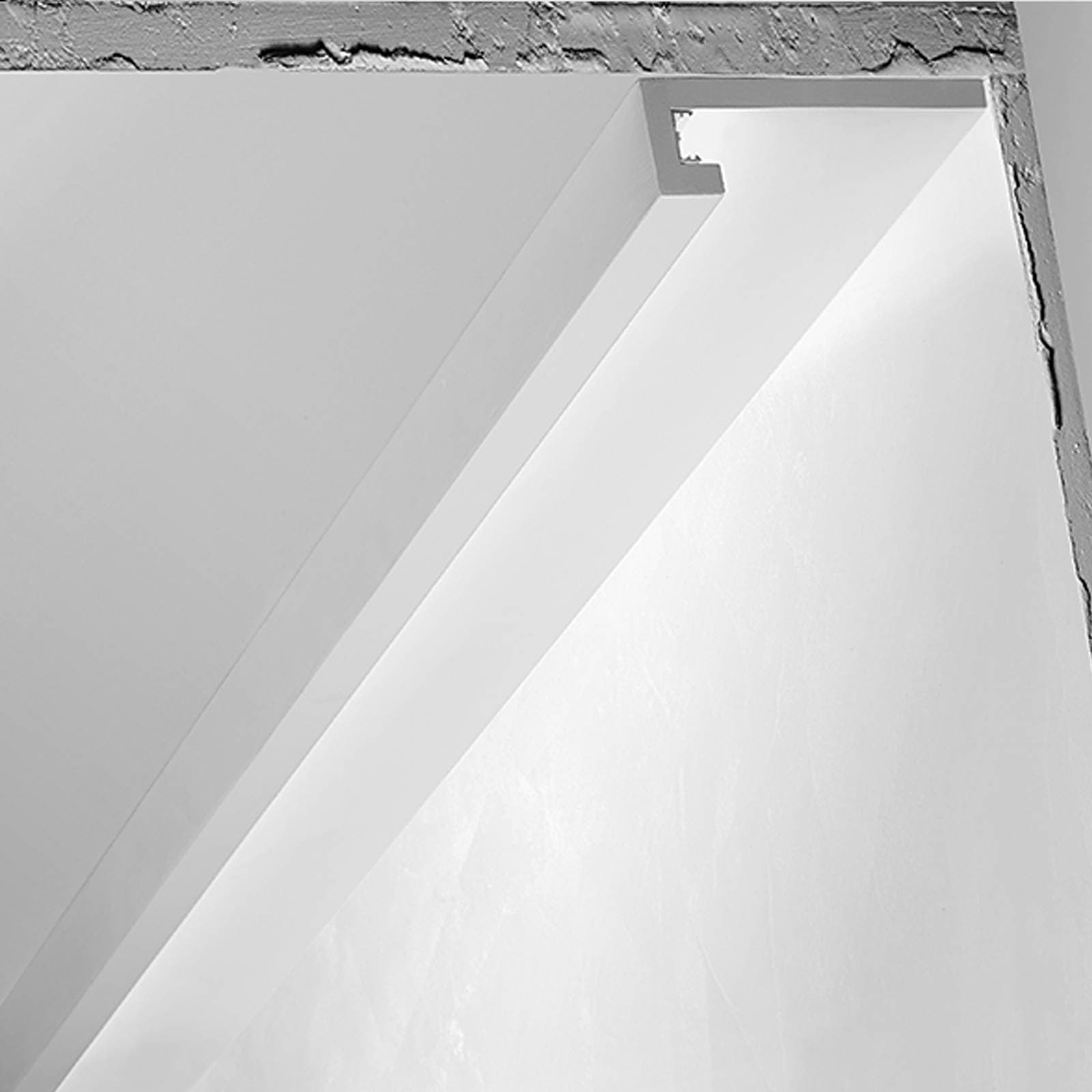 Profili in gesso image 17