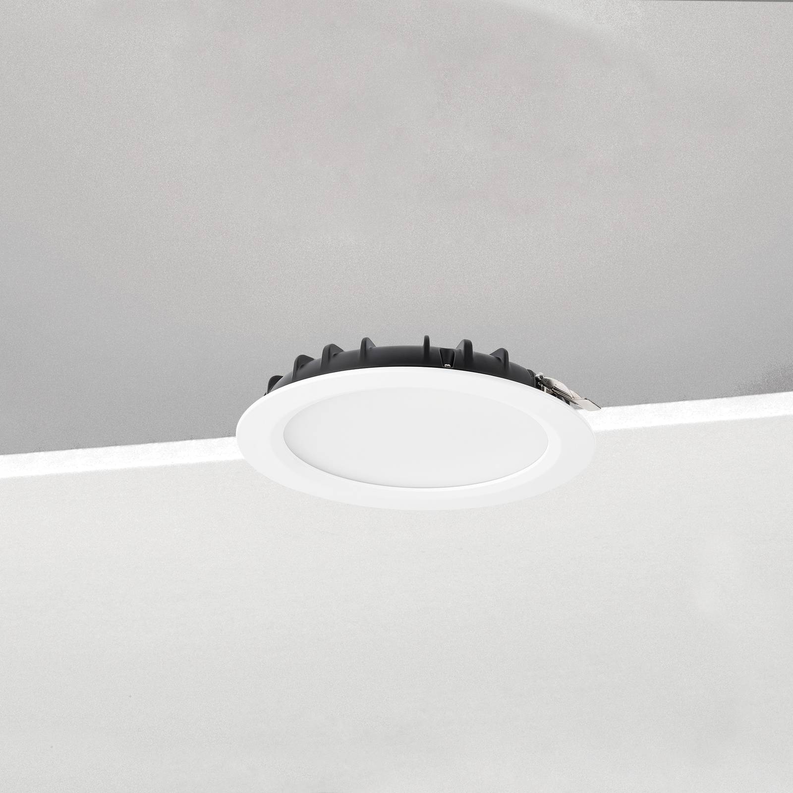 Plano image 2