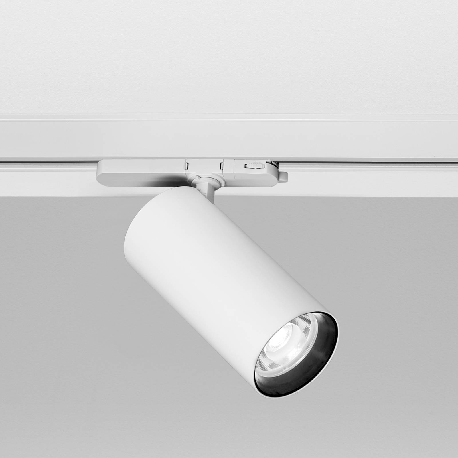 Switch image 6