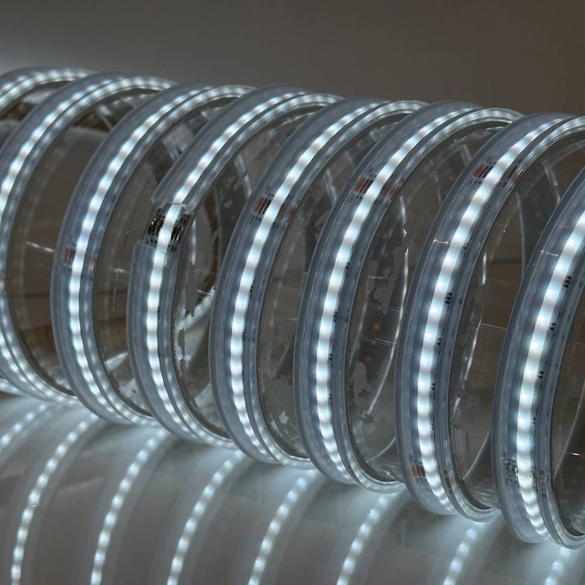 Strip LED 24V Colour Changing image 5